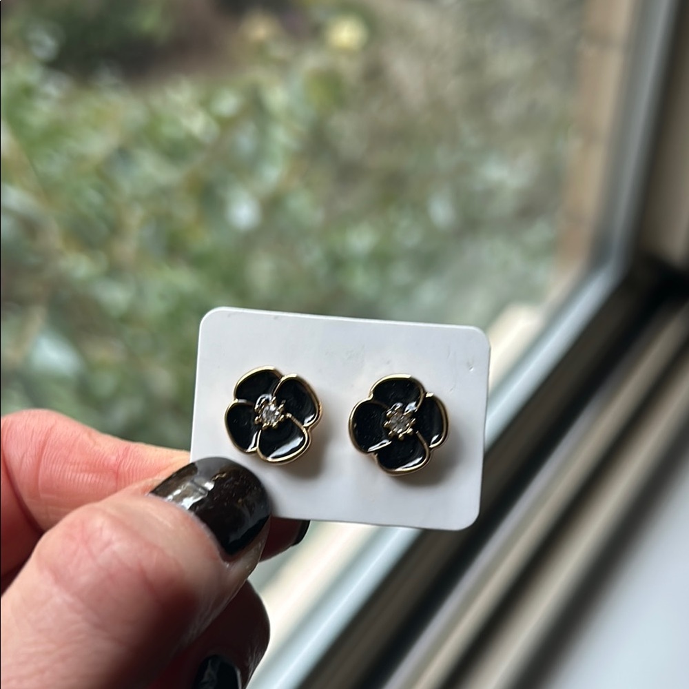 Kate Spade Elegant Black Flower Earrings